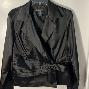 New never worn evening jacket black satin Size L.
